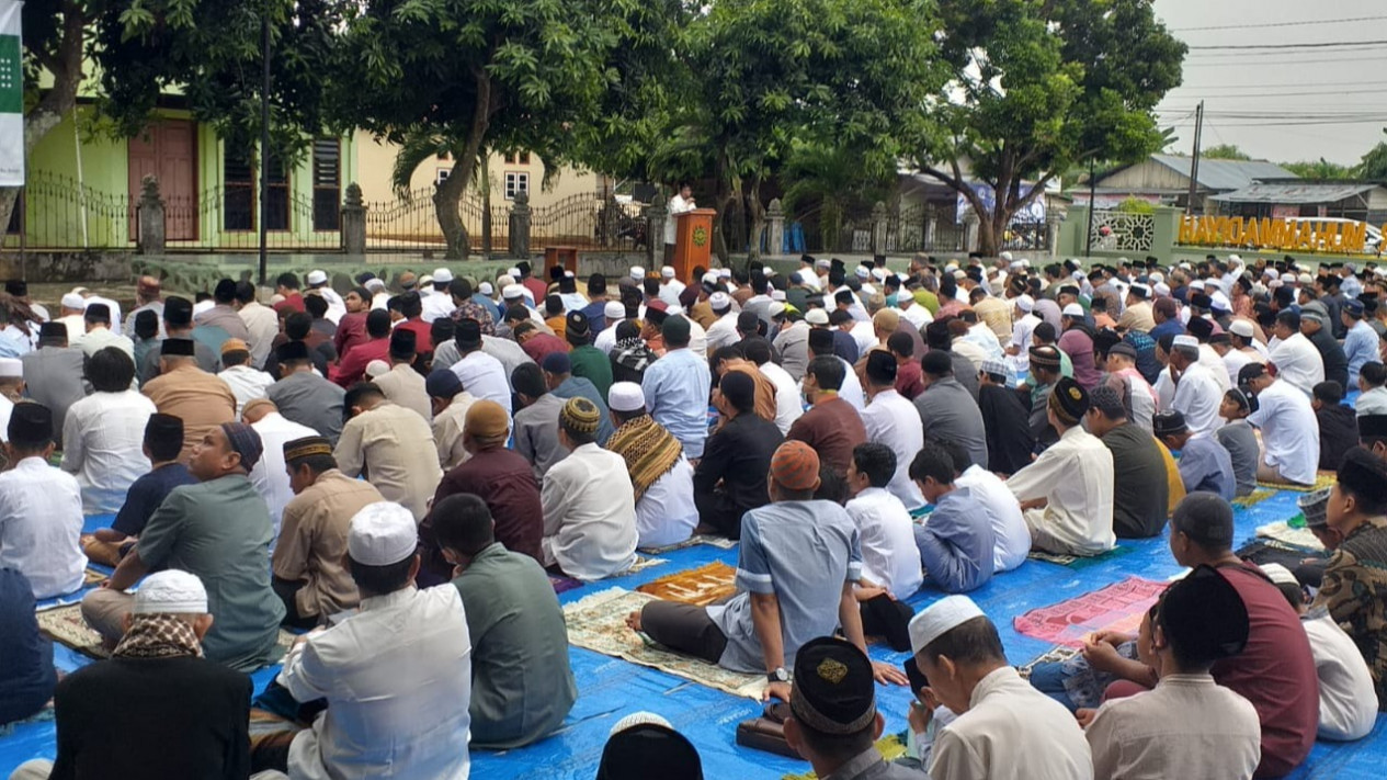 62c918a980dab shalat iduladha yang dilaksanakan di halaman masjid furqaan muhammadiyah kabupaten bungo 1265 711