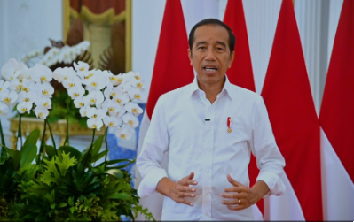 Presiden Joko Widodo (Jokowi) buka suara soal wacana korban judi online yang akan mendapat bansos.