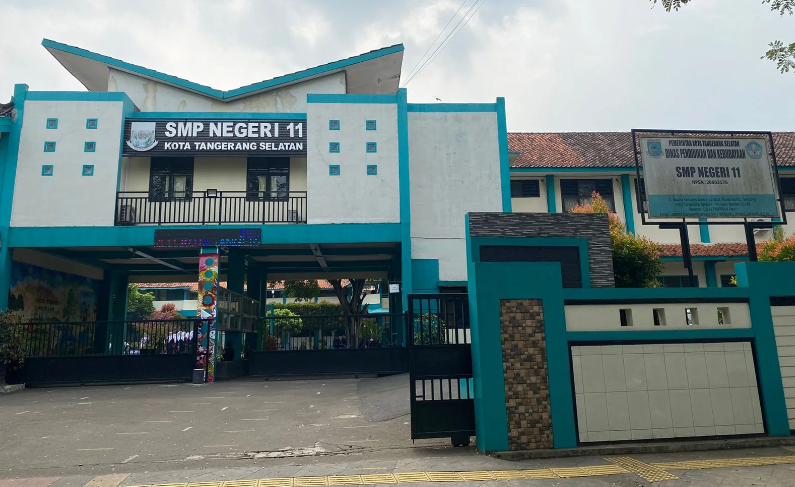 Dindikbud Tangsel Buka Posko Pengaduan PPDB di SMPN 11 Tangsel