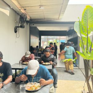 Rumah makan gratis