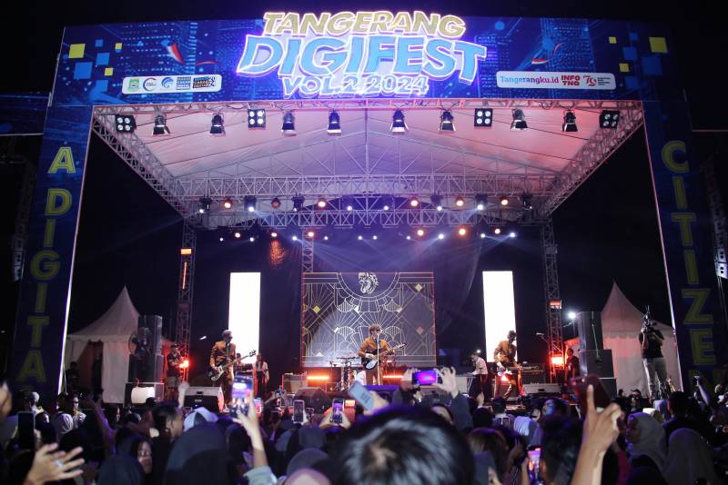 Penampilan The Changcuters Meriahkan Tangerang Digifest Vol.2