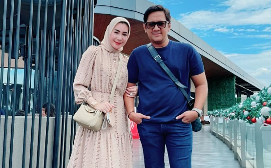 Andre Taulany gugat cerai istri, Rien Wartia Trigina. 