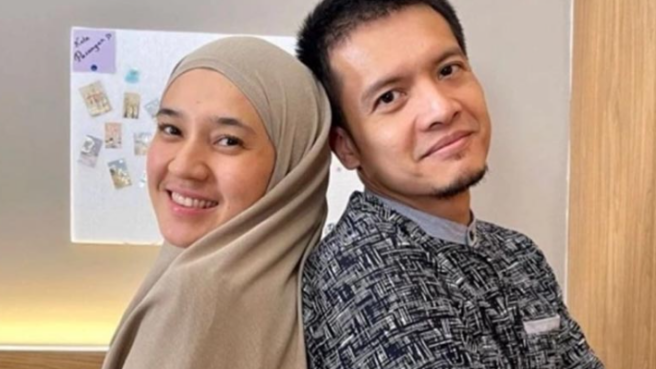 Dimas Seto dan Dhini Aminarti