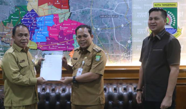 Pemkot Tangerang Terima Deviden Rp340 Juta dari PT TNG