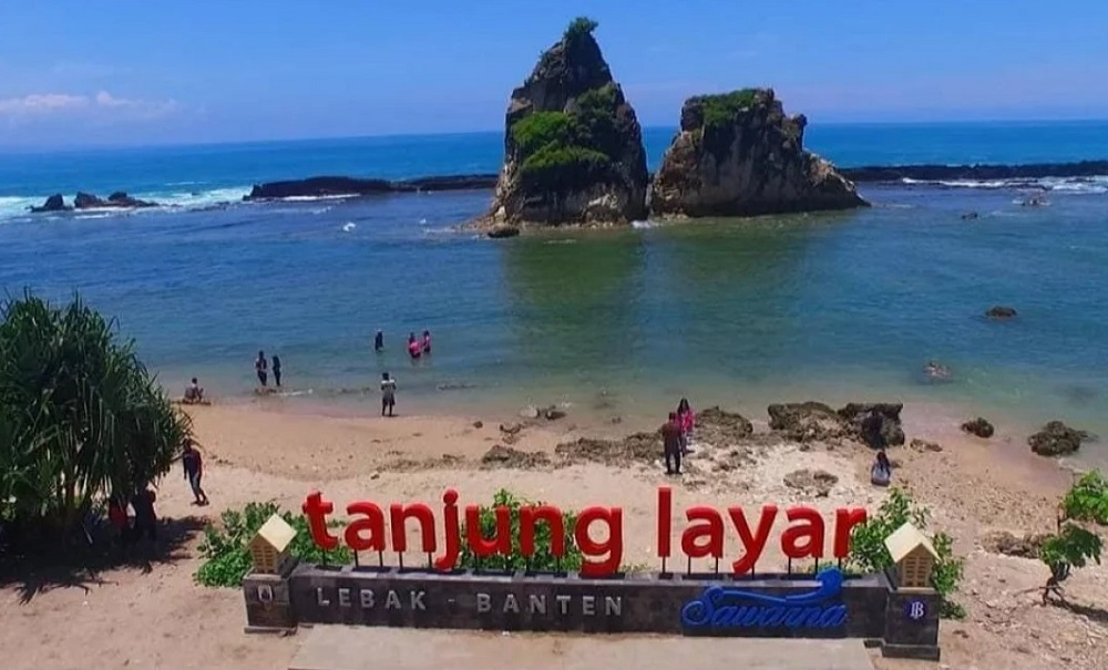 pantai di banten