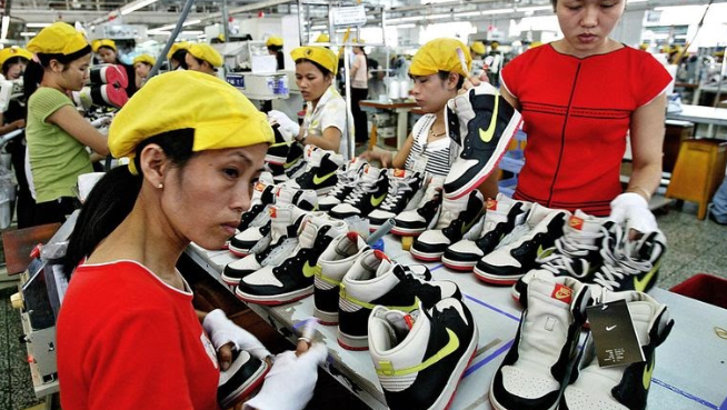 Ilustrasi produsen sepatu Nike di Tangerang