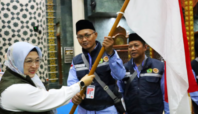 Wakil Bupati Tangerang, Intan Nurul Hikmah melepas 393 Calon haji asal Kabupaten Tangerang, Minggu 4 Mei 2025.