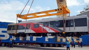 Rangkaian KRL baru dari Cina tiba di Indonesia Jumat, 30 Mei 2025.Foto:Tangkapan Layar