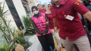 Tersangka MB