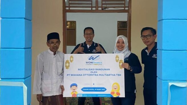 WOM Finance merevitalisasi Mushola Al-Hasanah yang terletak di Kp.Nalagati RT 003/004 Kel.Mekar Bakti Kec.Panongan.