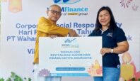 WOM Finance menyalurkan bantuan program CSR ke Vihara Cetiya Anurudha, Pondok Jagung Timur, Serpong Utara, Tangsel, Kamis 15 Mei 2025.