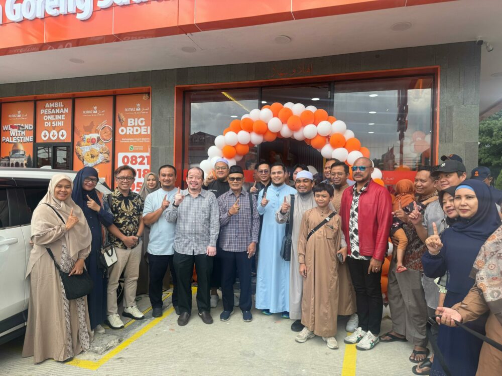 Almaz Fried Chicken Buka Outlet Baru di Karang Tengah Tangerang, Sajikan Ayam Goreng ala Timur Tengah 2 Grand opening Almaz Fried Chicken