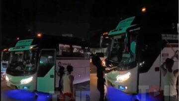 pengamen ngamuk