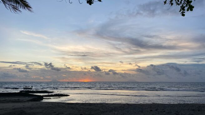 Tips Liburan ke Pantai Anyer.Foto:Nadia/Infotangerang.id