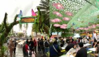 Dekorasi Hutan di RJK 2025 Tangcity Mall. Foto: Nadia/Infotangerang.id