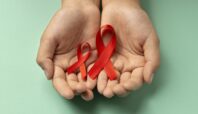 KASUS HIV di Indonesia