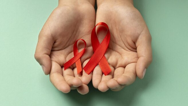 KASUS HIV di Indonesia