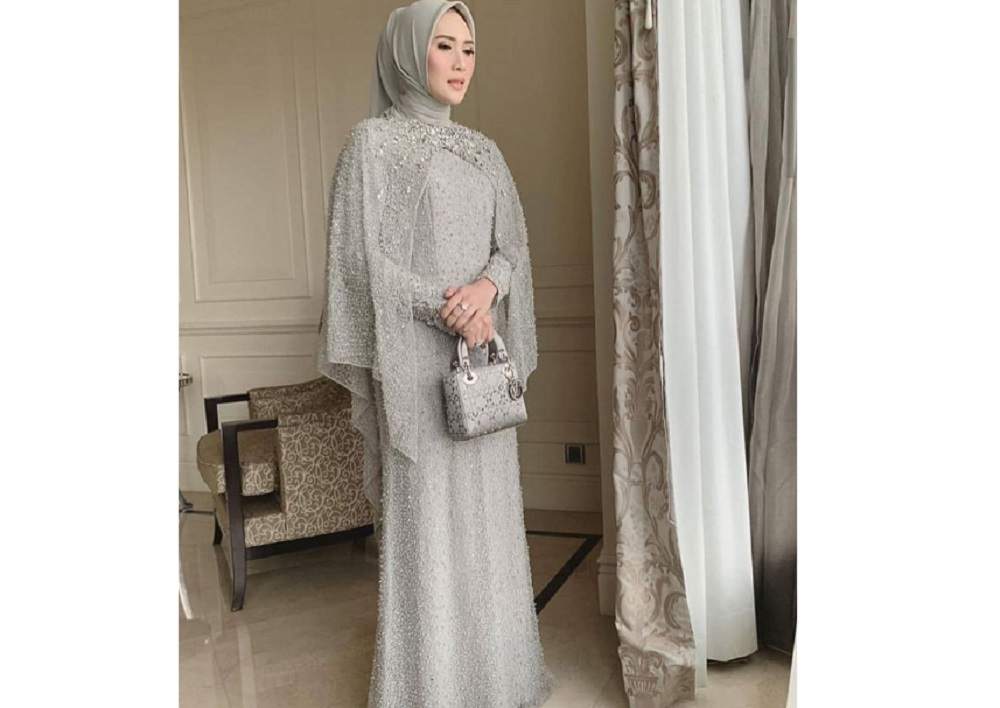 Model Gamis Brokat