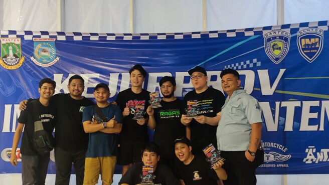 Puluhan Pebalap Adu Cepat di Kejurprov Banten Mini 4WD di Serpong