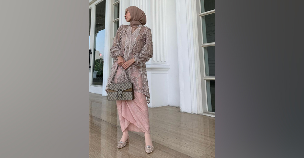 Model Kebaya Wisuda Modern Hijab 2025