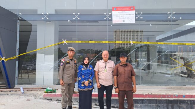 Satpol PP Tangsel Segel Proyek Kantor dan Gudang Mobil Listrik BYD di Cipayung