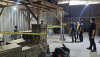 Penggrebekan Pabrik Oli Palsu di Tangerang