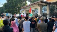 aksi demo di SMAN 3 Tangsel