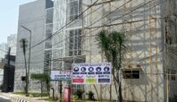 Pembangunan Sekolah Rakyat di Tangsel yang berada di Kelurahan Jelupang, Kecamatan Serpong Utara, Kota Tangsel, yang akan menjadi tempat Sekolah Rakyat. Foto: Andre Pradana/Tangselife