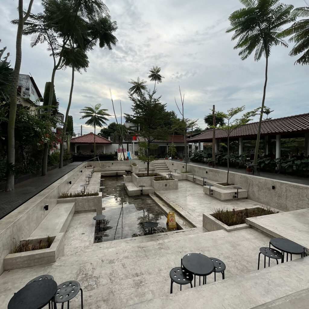 10 Rekomendasi Tempat Nongkrong Outdoor di Tangsel 2025, Bernuansa Alam Cocok untuk Healing 10 Tempat nongkrong outdoor di Tangsel