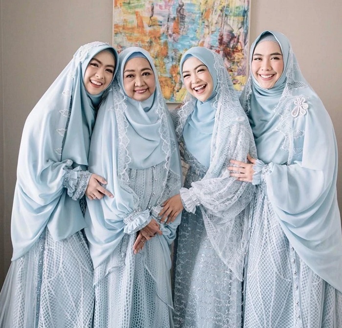 baju keluarga pengantin