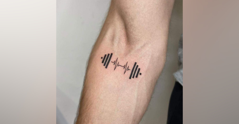 ide tato simpel di tangan cowok 9
