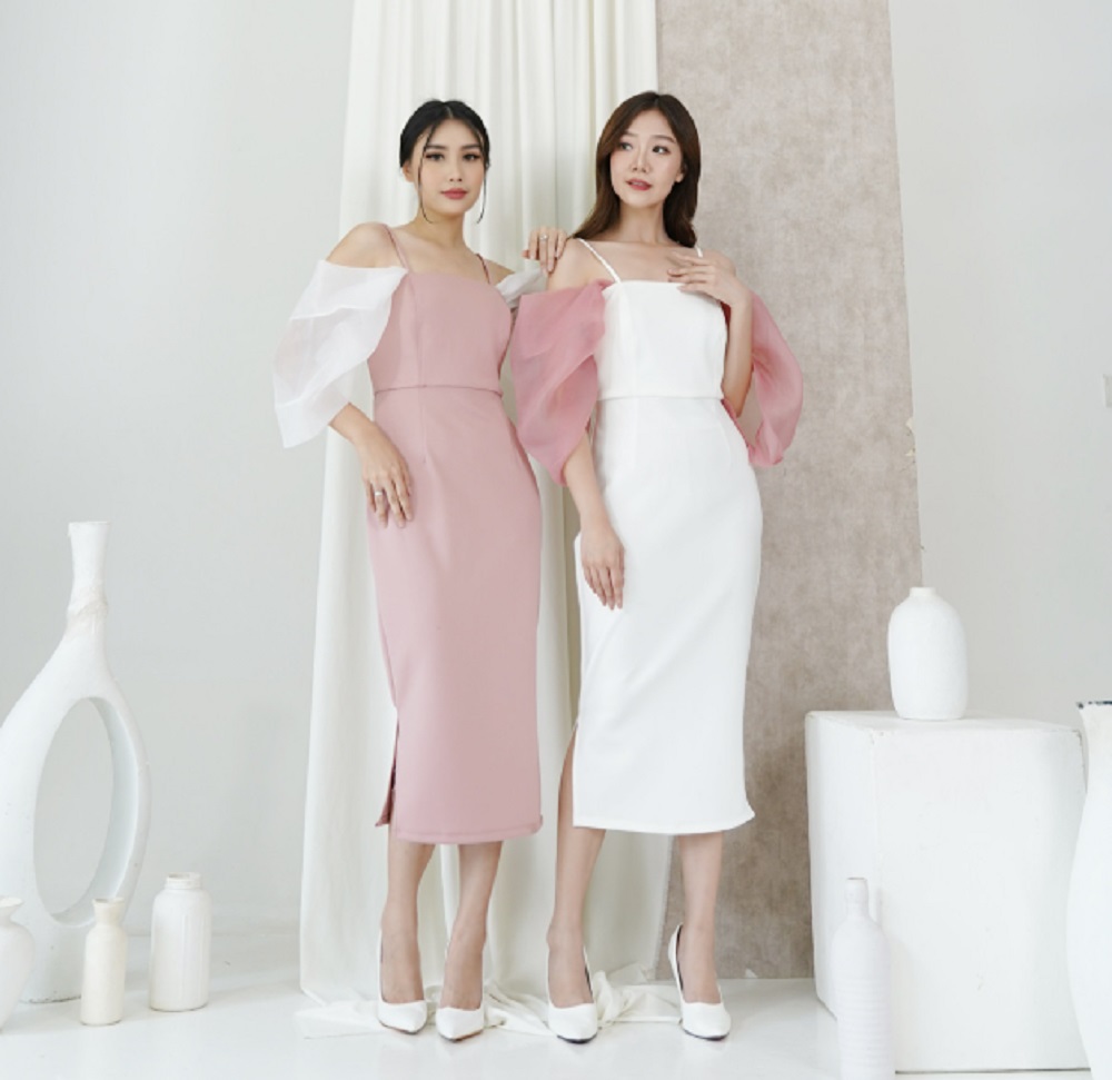 Model baju bridesmaid satin populer 2025
