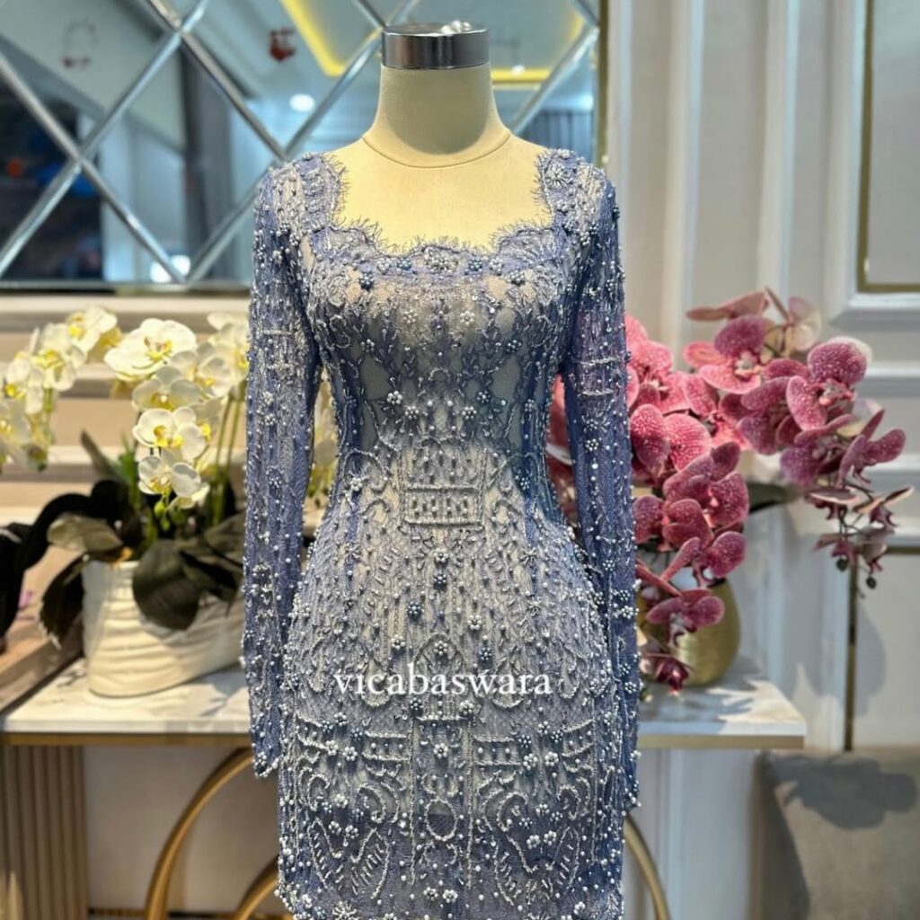 5 Tempat Sewa Kebaya Wisuda di Tangerang yang Punya Banyak Koleksi, Harga Mulai Rp100 Ribuan 3 Tempat sewa kebaya wisuda di Tangerang