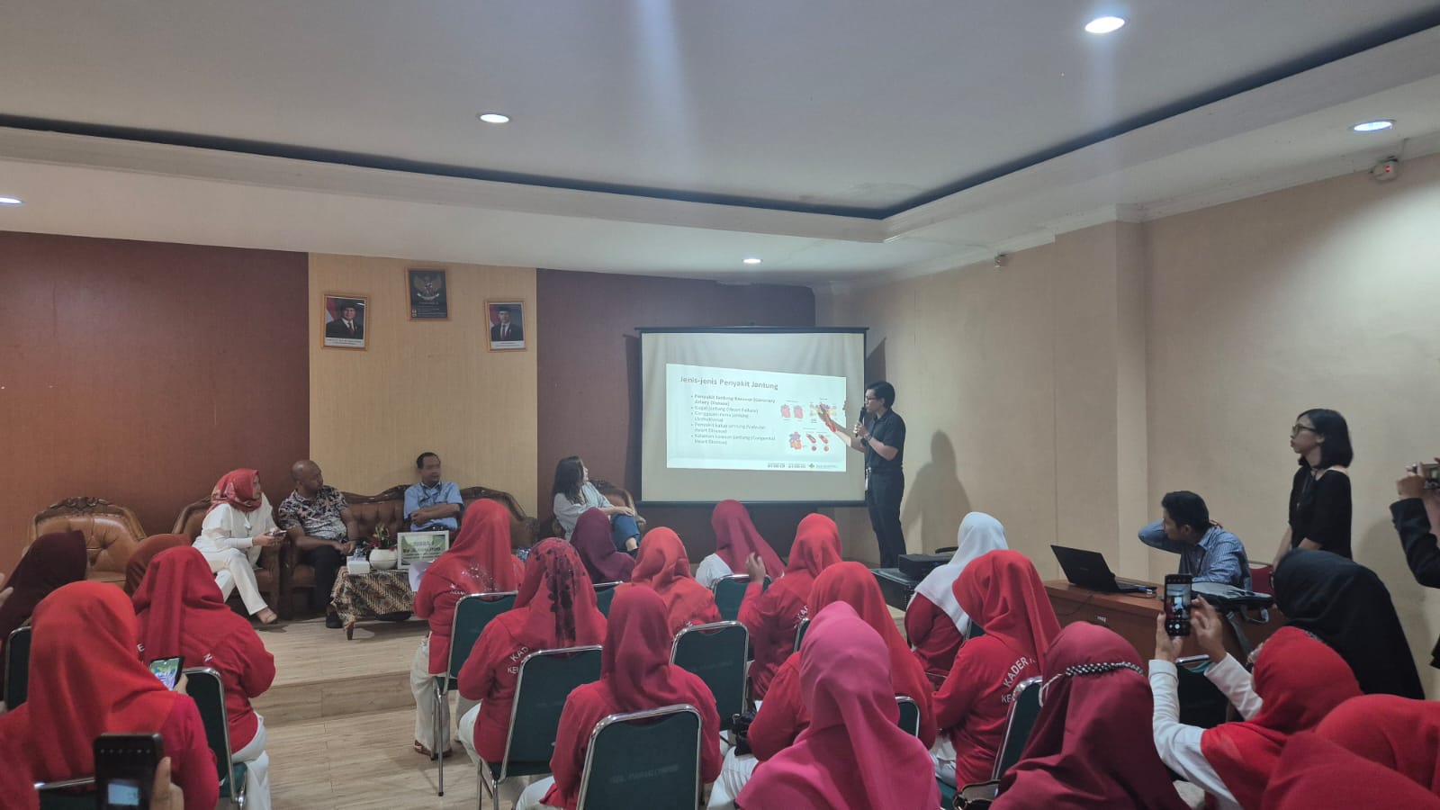 IKPP Tangerang dan Eka Hospital Beri Edukasi Kesehatan