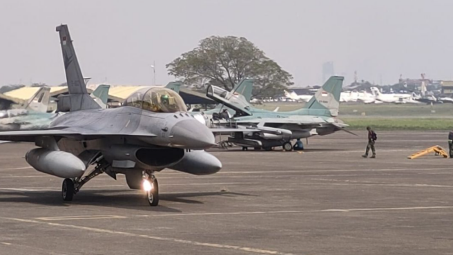 TNI AU Kerahkan 52 Pesawat Tempur dan Helikopter dalam HUT ke-80 RI. Foto: kompascom