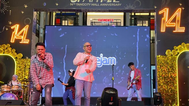 Penampilan Basejam Meriahkan HUT Tangcity Mall ke-1 pada Jumat, 1 Agustus 025/Foto: Nadia Infotangerang.id