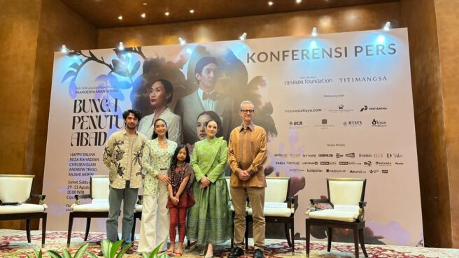 Press conference teater Bunga Penutup Abad