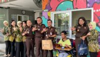 Kejari Tangsel Lakukan Baksos di Yayasan Sayap Ibu Bintaro