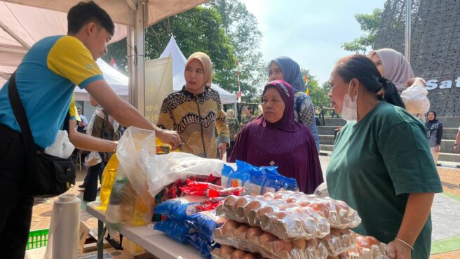 Kejari Tangsel Gelar Bazar Murah