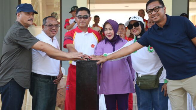 HUT TNI ke-80, Kodiklat Gelar Sembako murah dan Bazar UMKM