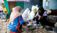 bank sampah patung rusa di tangerang