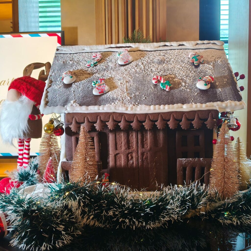 Perayaan Natal di Hotel Tentrem Jakarta