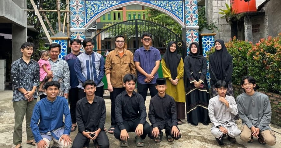 Adekraf Latih Santri Pesantren Teknologi AI, Buka Jalan Kreativitas Digital dan Ekonomi Kreatif Berbasis Pesantren! 2 WhatsApp Image 2025 11 15 at 10.42.17