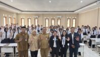 Perwakilan dari Human Capital Manager dan Marketing Communication Vega Hotel Gading Serpong untuk terlibat langsung dalam sesi berbagi ilmu di SMKN 5 Kabupaten Tangerang