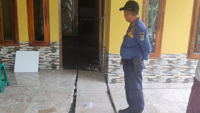 Tanah amblas di Tangerang hingga 60 cm