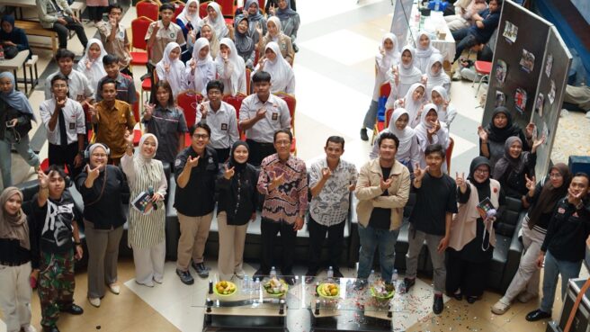 cd56c7cb faab 4762 8745 bef2e1a2f8d4