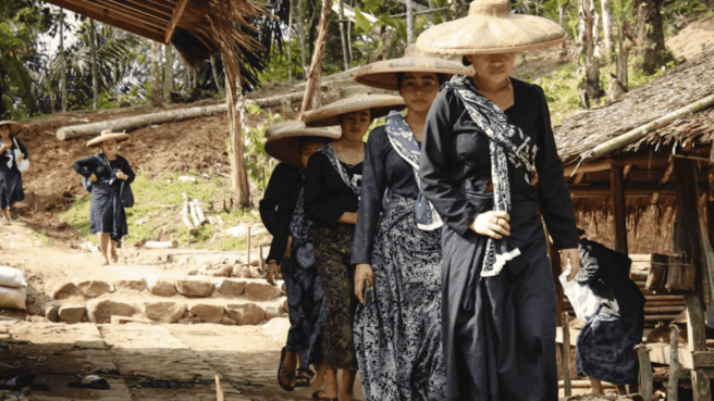 kawasan adat suku baduy