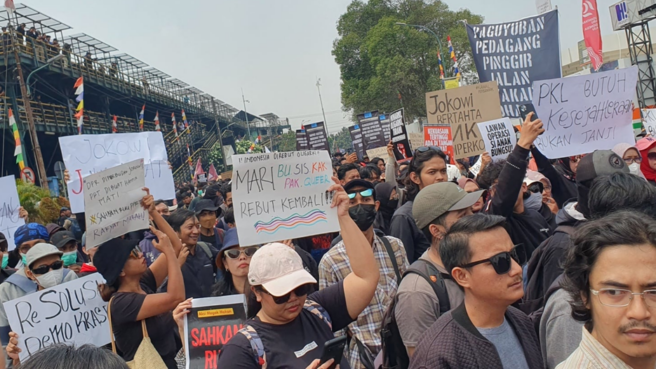 demo mahasiswa