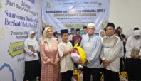 Jelang Idul Fitri, Jurnalis Bisnis Tangerang Santuni Puluhan Anak Yatim di Pinang, Kota Tangerang