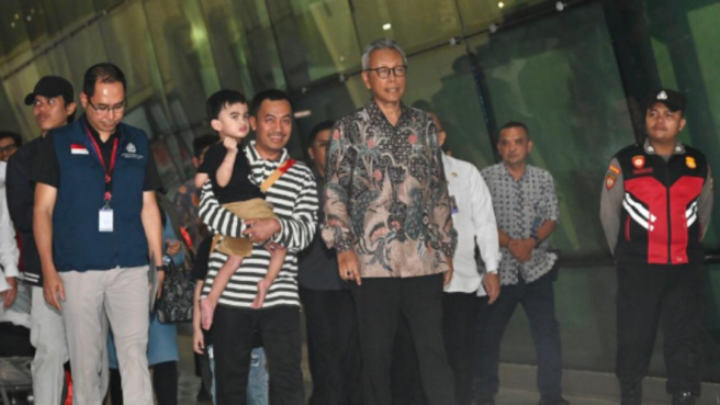 22 WNI dari Iran Tiba Selamat di Bandara Soetta